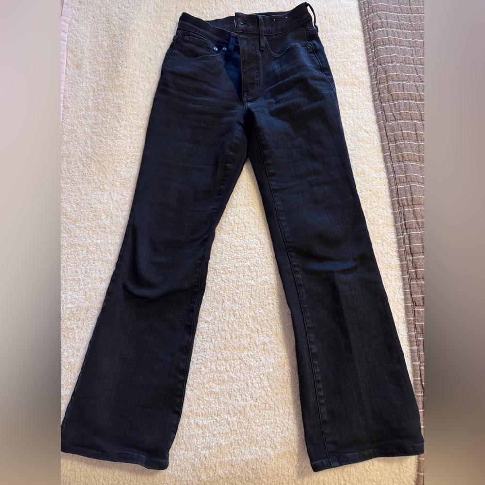 Madewell kick out flare crop jeans 25 black